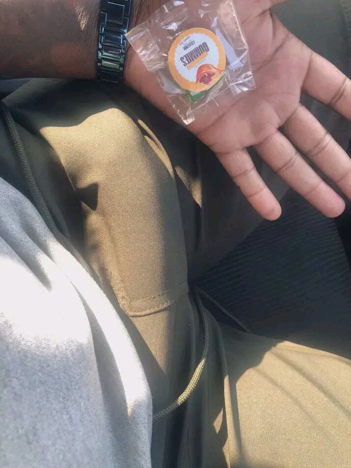 dickcurved38Public Bild