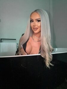 babykris More of me Pic 3