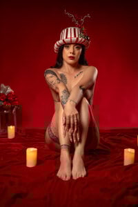 AndreaValencia Santa Can’t Resist 🎅🏻 Pic 4