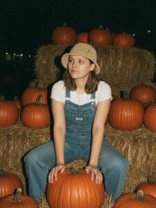 YoshieGradney Gold in the Shadows Pic