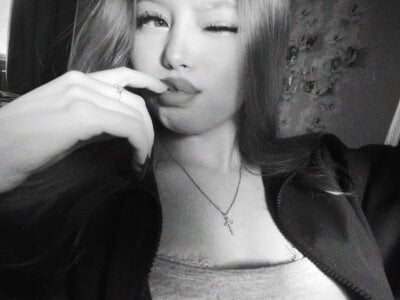 aloreana: Public ( фото)