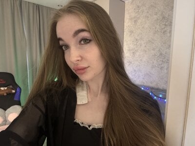 LissaCain it's me Hình