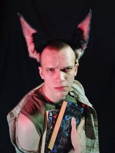 [1] NERDY CLASSMATE de ravi_olle  7 photos