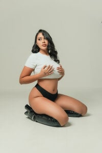 AmbarJames_ Power Play Pic