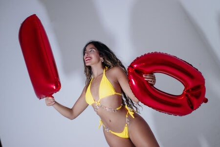 RosetteDuvall_: 10k followers ( 6 фото)