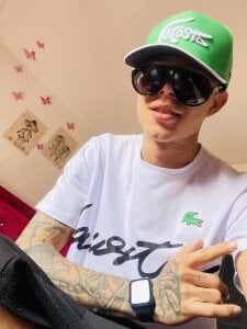 Zeus_Bigcock21 Public Foto