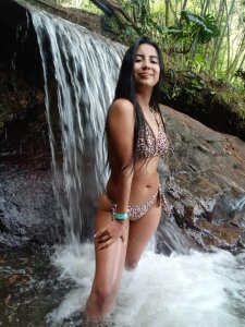 Gretel_Streit beach and sun ! Pic