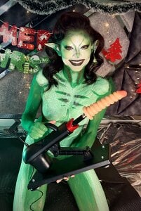 MysticMature I’m going to abduct you with pure intergalactic pleasure.👽🛸 Pic 2