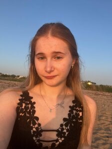 ShyPixels Public зображення