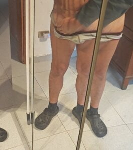 jhonschen's Si guarda allo specchio.... Sex Photo 6