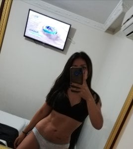 andreaisyourmis Public Pic 6