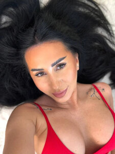 AnaRhodes Day-to-day cute 🤎 зображення 9