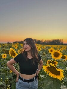 AmillyCarter outdoors Pic