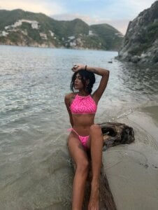 babilett I like the Beach Pic 4