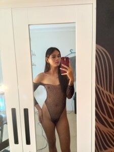 Zdjęcia yourhottestzoey Public:  6