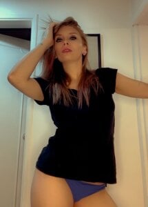 HoneyblakeandEmmagrey Hey i´m Honey Blake 😼 Pic 8