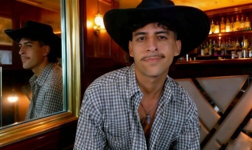 Alan_Del_Reyx guys I look like a big sexy cowboy or what do you think Bilde 3