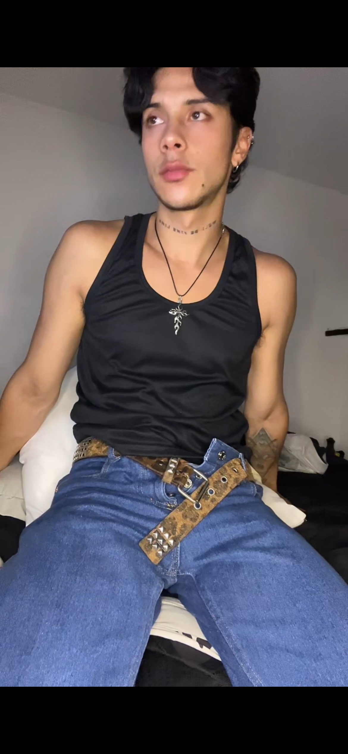 ErosDominant Trendaava kuva 9357