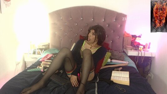 cutesweeetrobinsex mira algo impredecible Pic 2