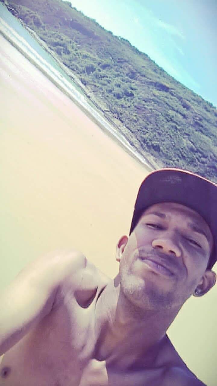 Raheik27   님의 트렌드 중인 사진  1189개