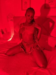 Public od stormi_evanss  2 snímek