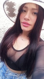 Ema_hot_01 EMA Pic 2