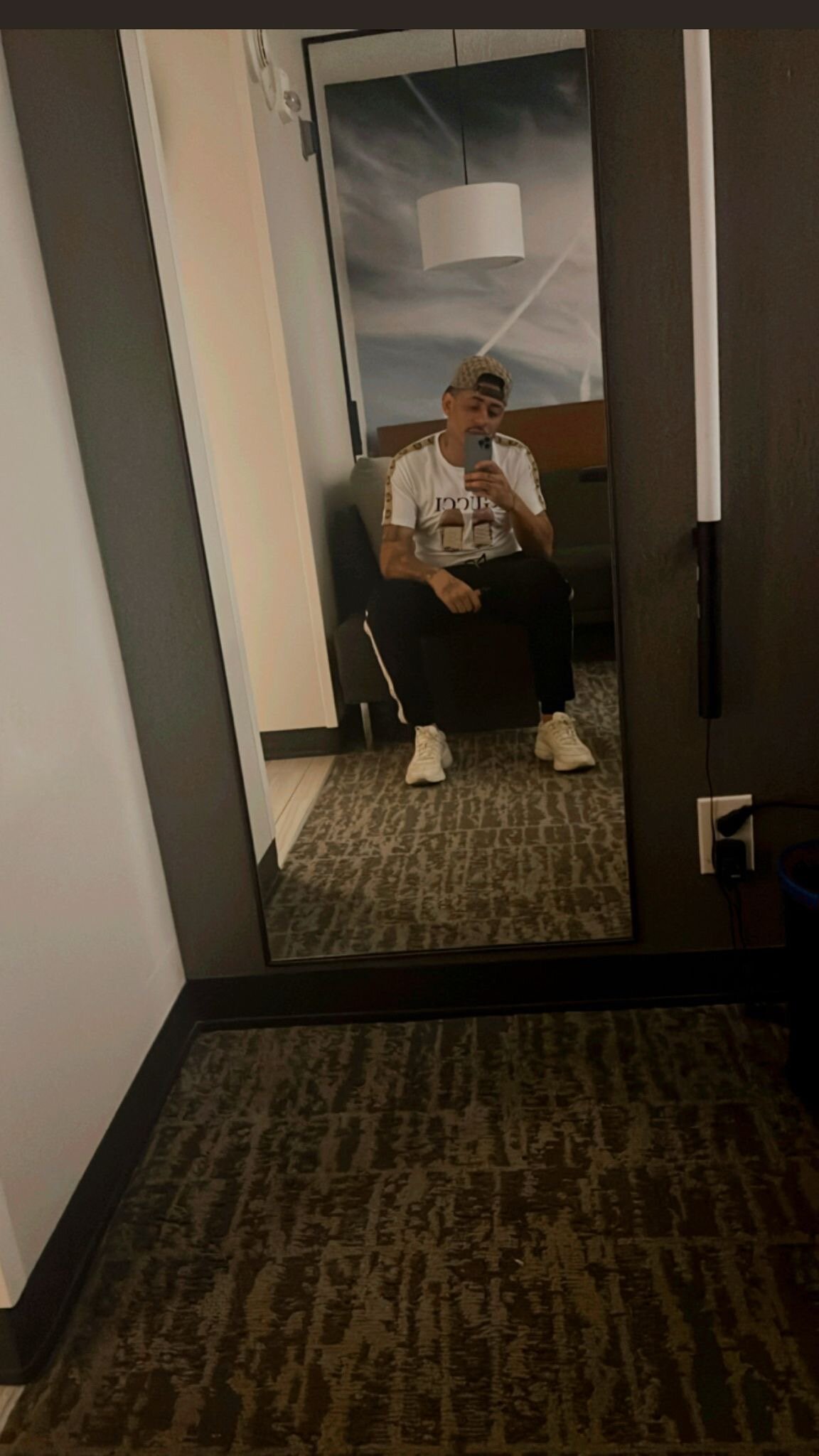 yuricosta1 Trending Plaatje 2137