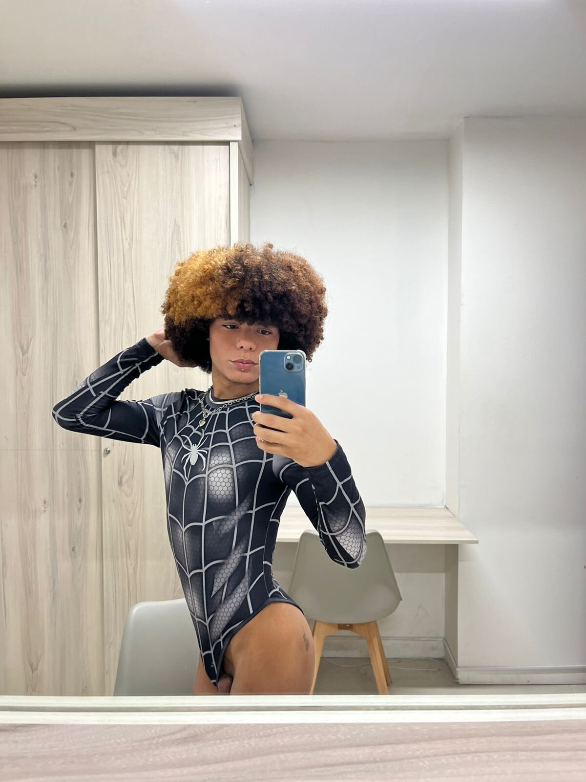 Трендове зображення  1779 Alexiis_Etereo