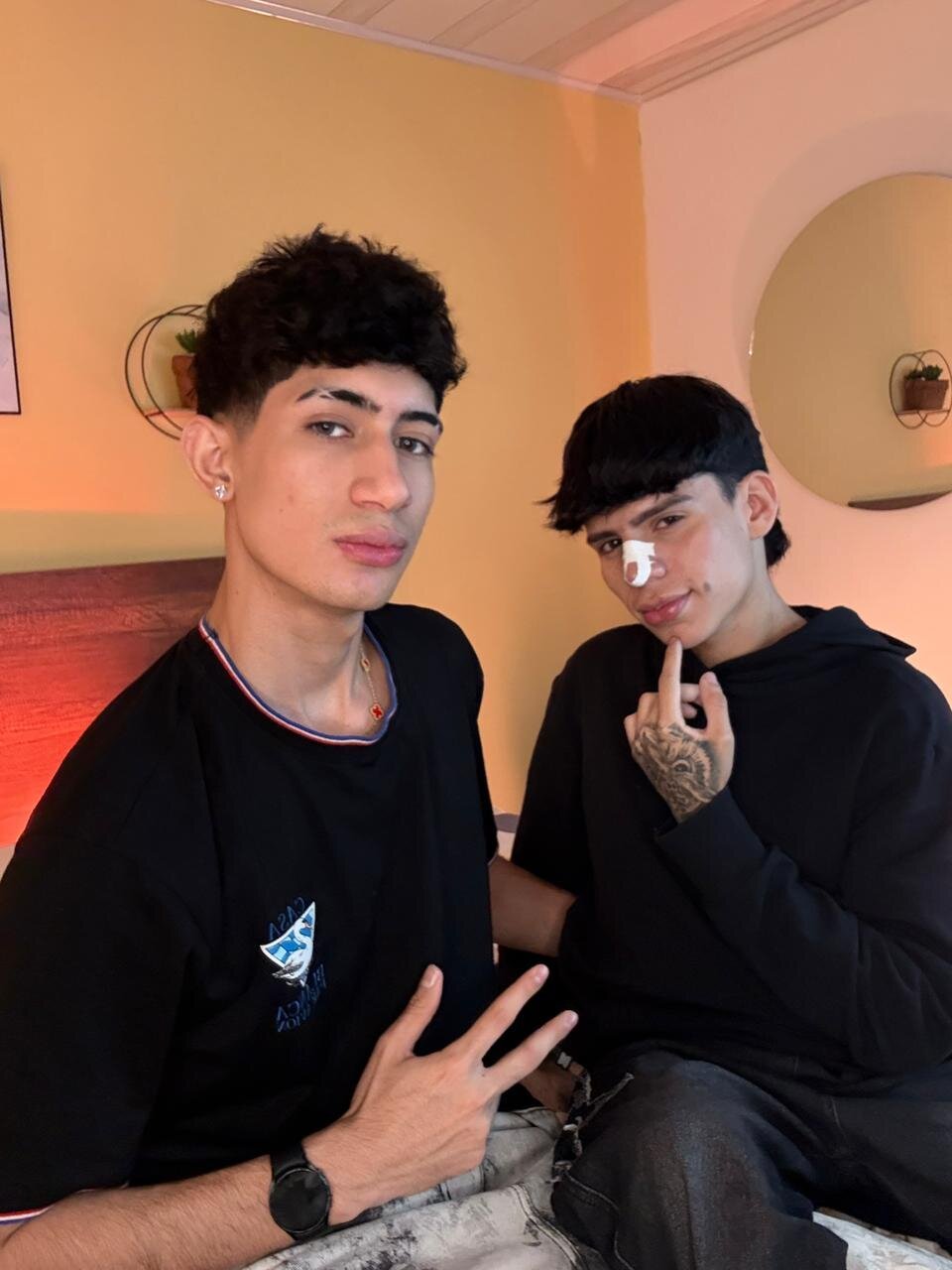 Angel_eros_ adlı kullanıcının viral fotoğrafları:  1486