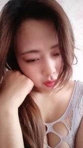 aini-maili 想约吗哥哥 Pic 2