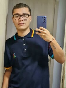 Kendrick-23 Public Fotka 6