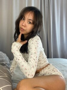 FreedaKulow Yummy Yummy💜 Pic 4