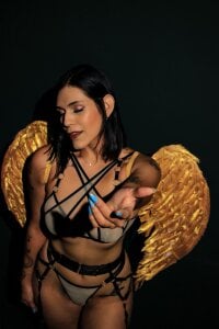 SarahYates Your little angel is naughty Pic 6