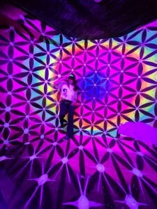 angel__red_ Me and a beautiful place🍓 Pic 4