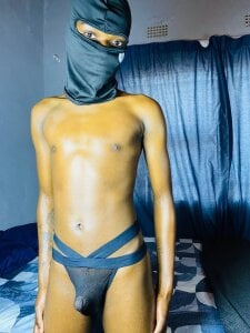 Romeo_Favent Public Pic 2