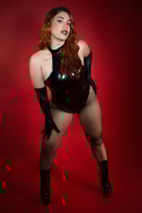 CloeDawson Black suits me well. Kuva 6