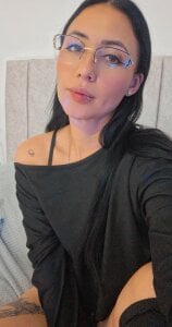 anny_roberts 🖤🤍🖤 Pic 3