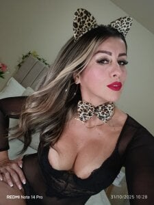 Valeria_Cruz83 Sexy Cat Pic