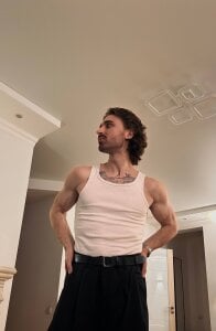 Public de LiamKortes  2 Imagens