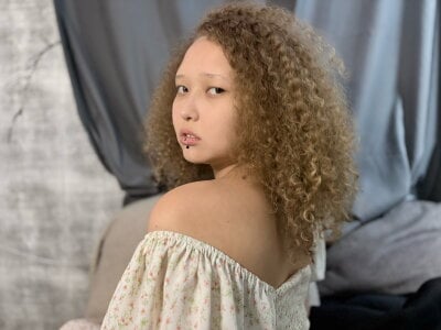 Senya_Sol Public  2টি ছবি