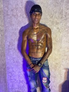 jean_steevin Oiled body 😈💦 Bilde