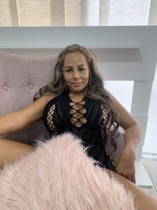 Natasha_875 Public Pic 3