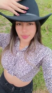 Public od samantha_pym  6 snímek