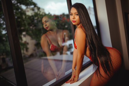 KandyHowland
