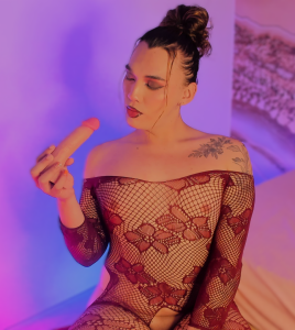 Sayary_Thedoll_ Public Pic 4