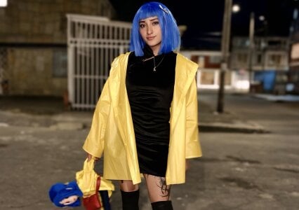 amaracooper_ CORALINE 💙🖤💛🪡 Pic