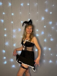 Carla_Vogue Bunny wants to play♥ Hình 3