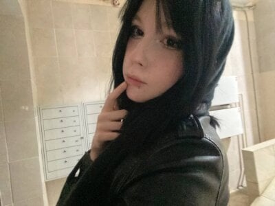 AuraShiftのMeow meowの 4枚の写真