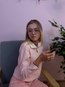 NichelleBenckendorf Public Pic 2