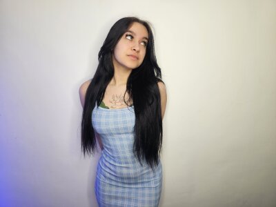 AishaTempt Public Poză 3